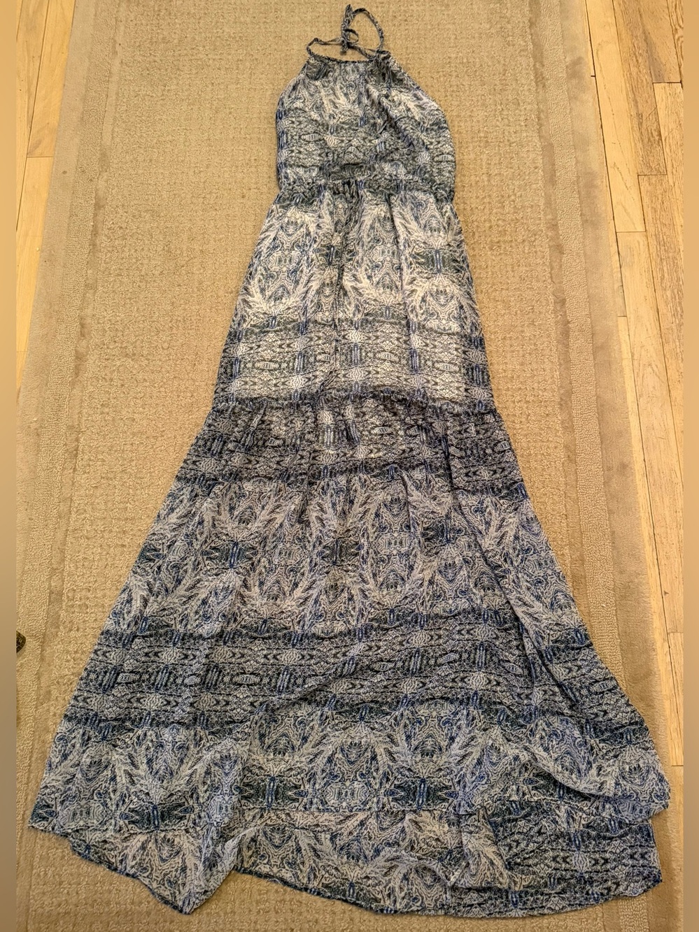 BCBGeneration Halter Maxi Dress L Large Blue White Abstract Print Boho NWT